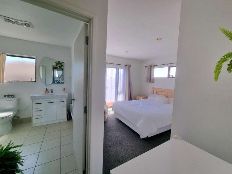96 Mcleod Rd Te Atatu South_6