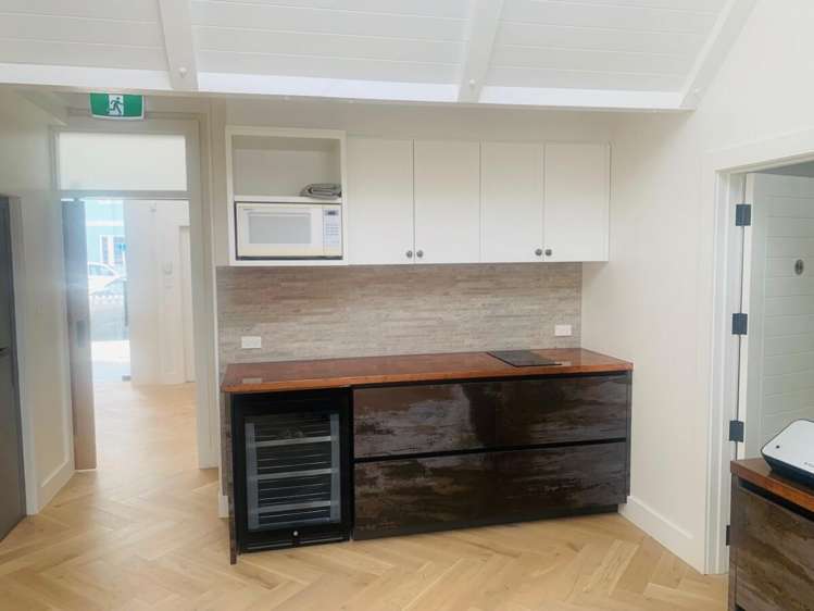 200 Warren Street North Hastings Central_9