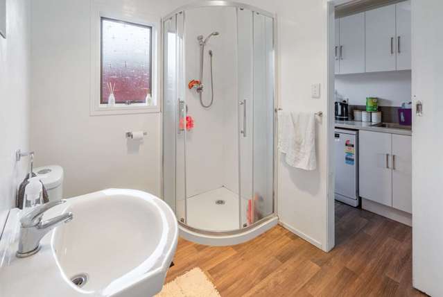 5/66 Robinson Avenue Holdens Bay_3