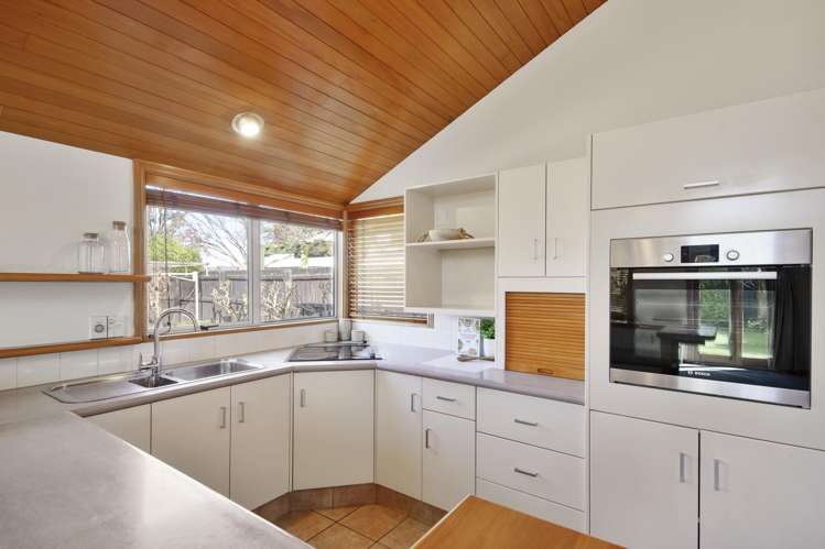 49b Regency Crescent Redwood_1