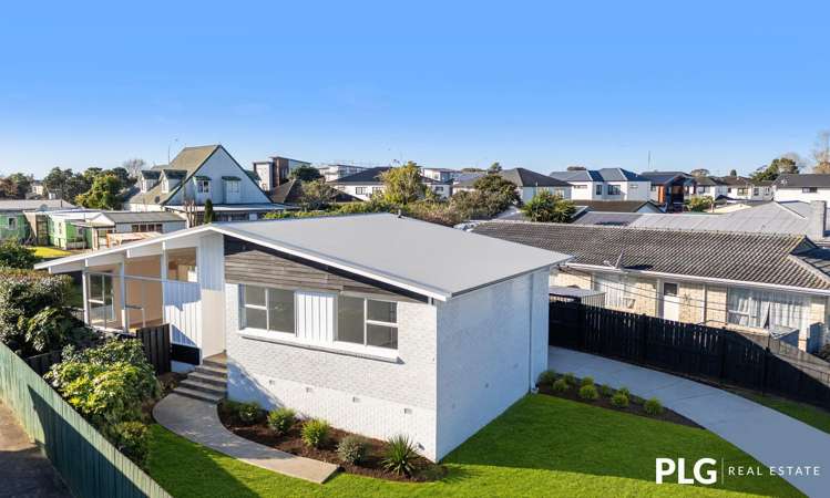 12 Farnborough Crescent Mangere_13