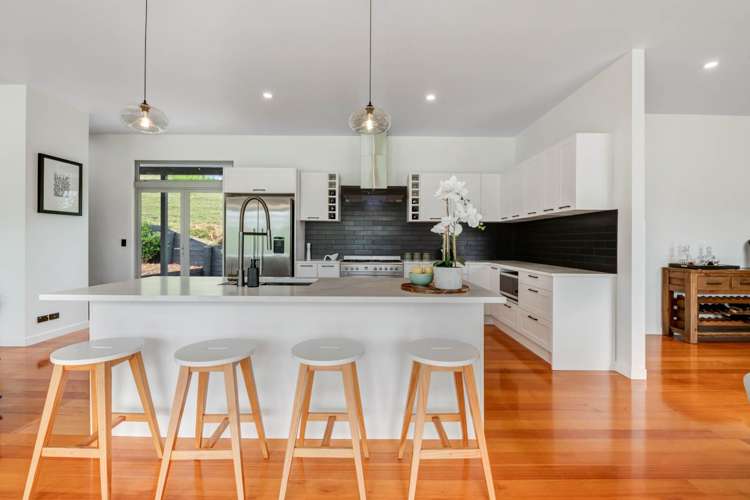 589 Inland Road Helensville_14