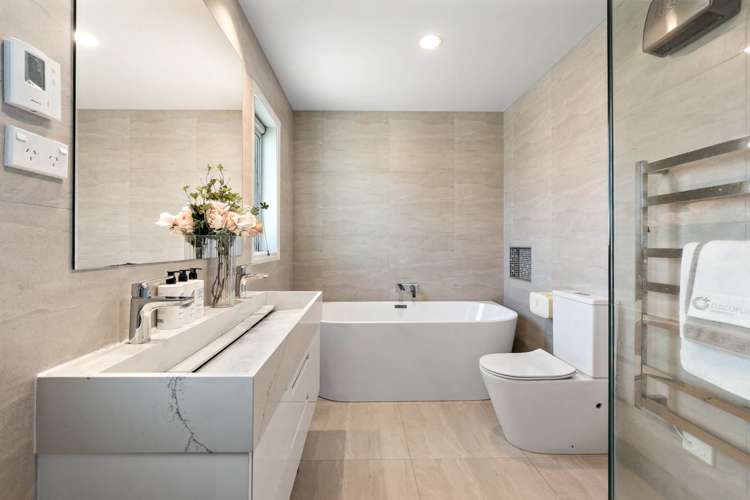 245 Hobsonville Road West Harbour_16
