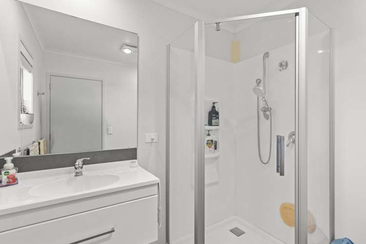 17 Redwood Crescent Hurdon_14