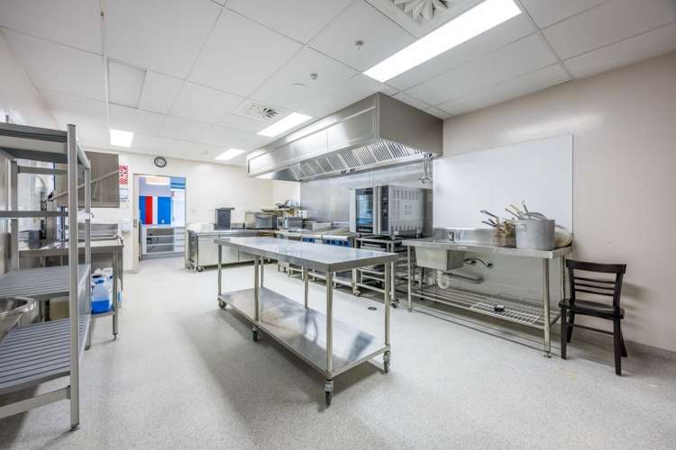 50 Anzac Ave City Centre_14