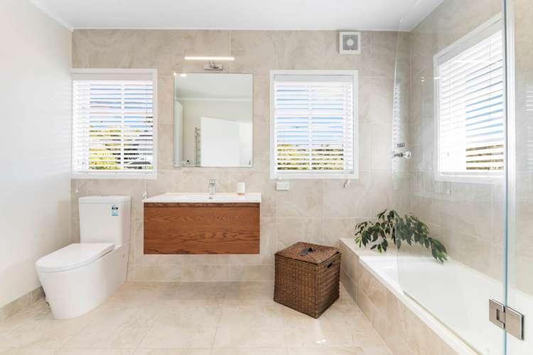 57 Hadfield Street Beach Haven_28