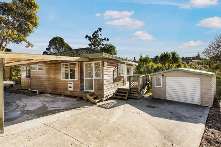 2/27 Withers Road Glen Eden_0