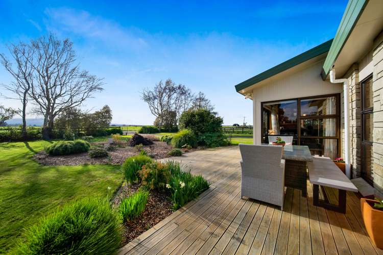 2227 Skeet Road Auroa_20