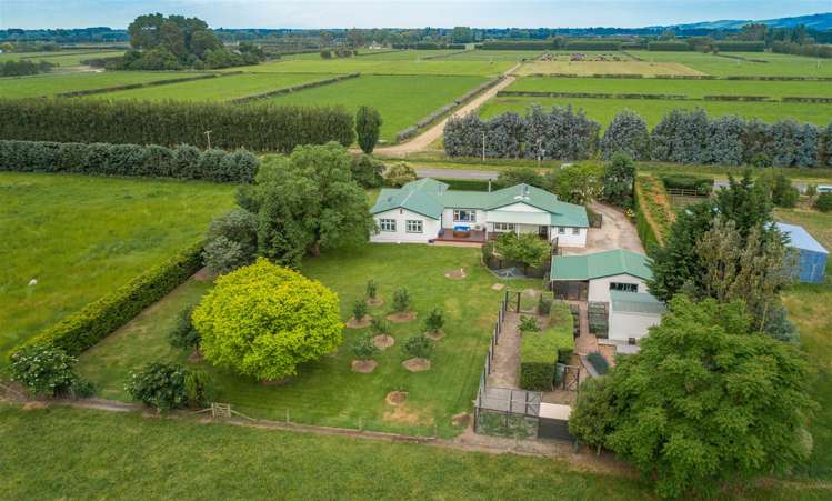 303 Davidsons Road Lincoln_19