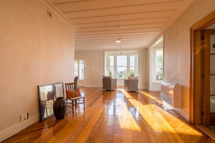 13 Waikana Street Broad Bay_6