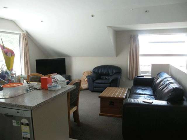 2/100 Hastings Street Sydenham_3