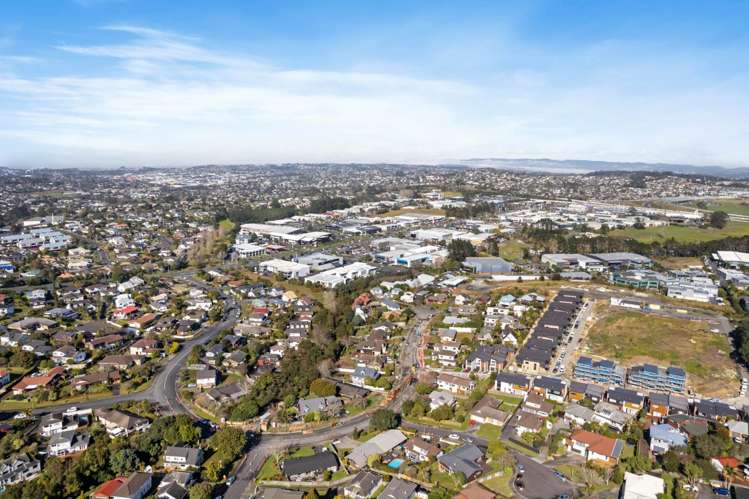 2/35 Centorian Drive Windsor Park_19