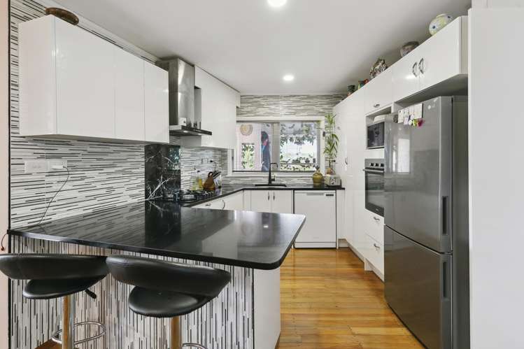 12 Camrose Grove Kingston_4