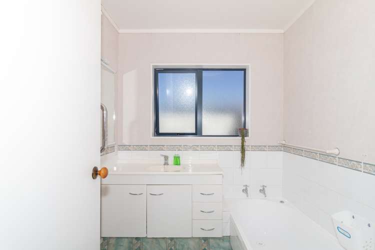 4 Forward Street Greenmeadows_11