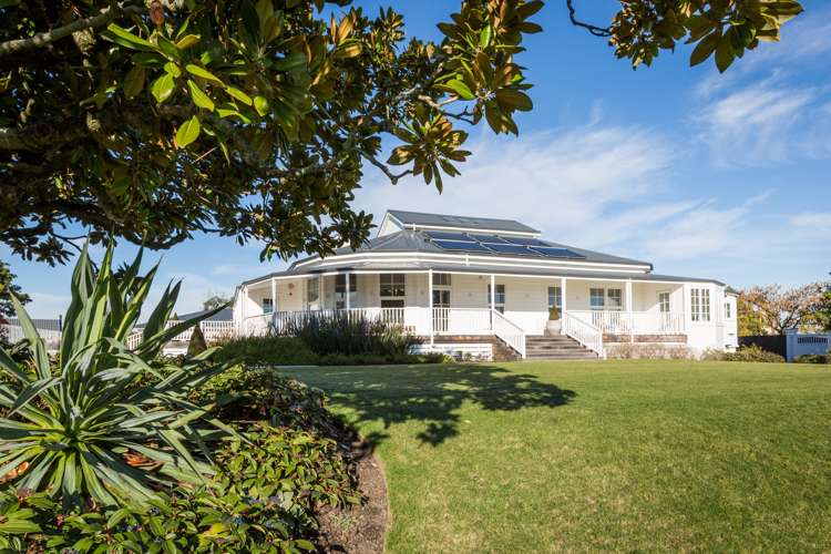 59 Busby Hill Havelock North_17