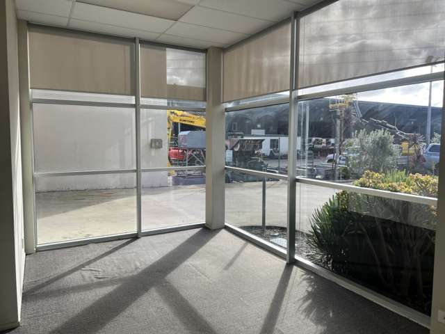 Units 8 & 9 | 103 Cryers Road East Tamaki_4