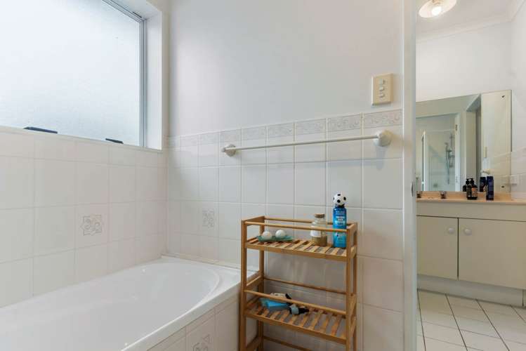 71 Tington Avenue Wattle Downs_9