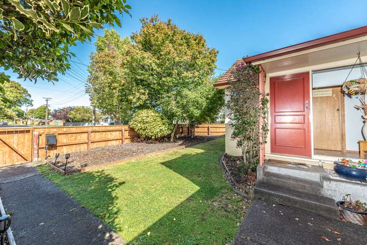 31 Brassey Road Saint Johns Hill_33