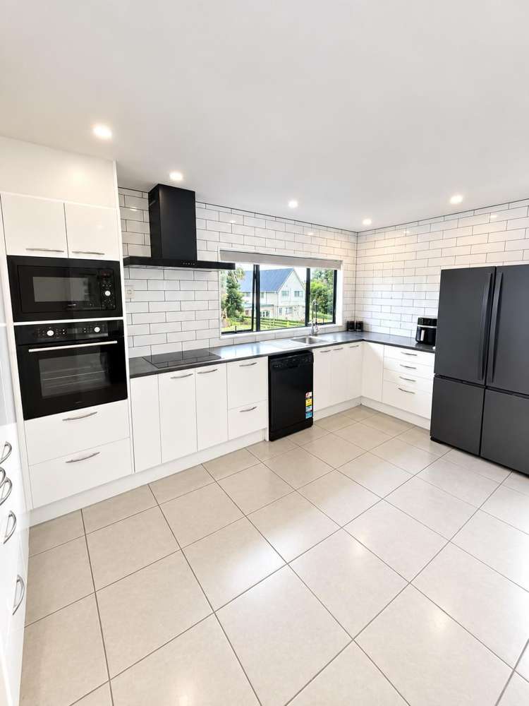 1/125 Victoria Street West_0