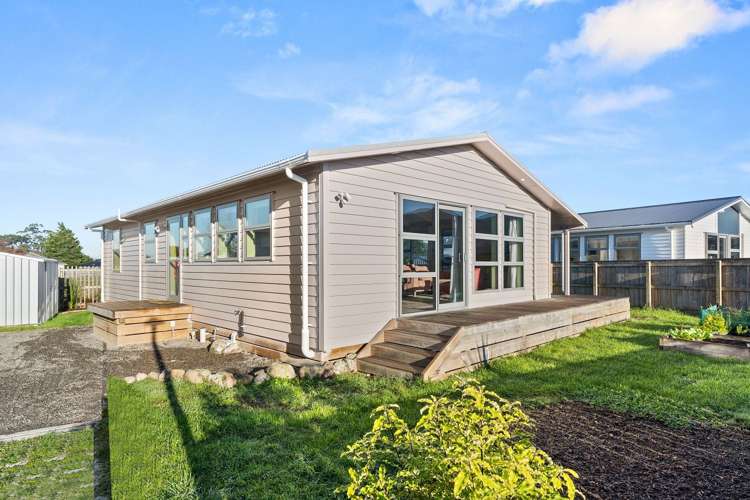 120C Harrison Street East Featherston_1