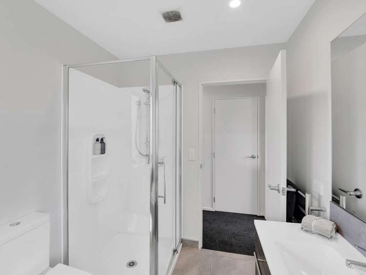 82 Strauss Drive Rolleston_19