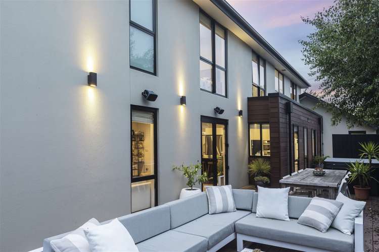 28 Hawthorne Street Strowan_25