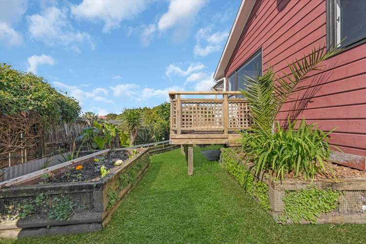 2/14 Pleasant Road Glen Eden_12