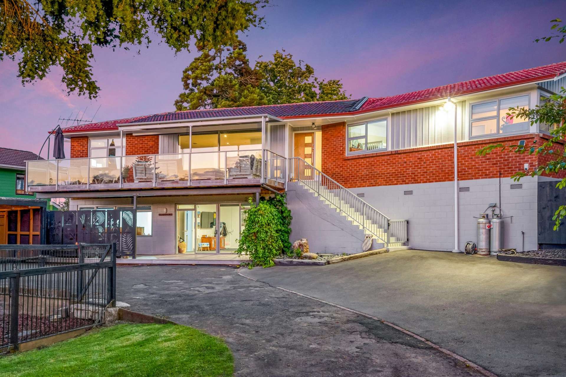 19 Havelle Avenue Titirangi_0