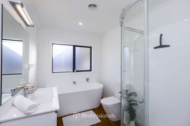 32 Filmer Crescent Wallaceville_10