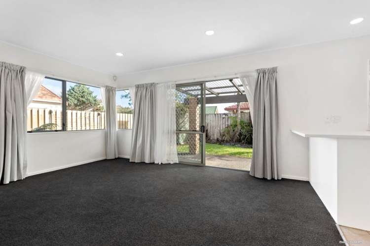 16 Maurice Borich Place Henderson_15