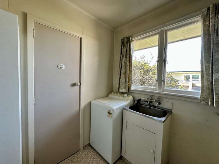 2 Bathurst Street Allenton_15