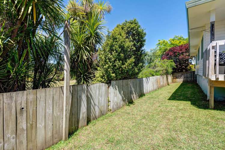 2/65 Charlotte Street Stanmore Bay_14