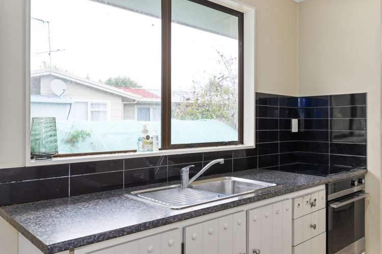 8 Saul Lane Springlands_10