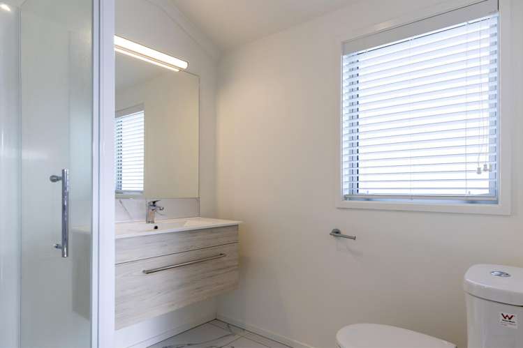 4 Bastille Court Rangatira Park_10