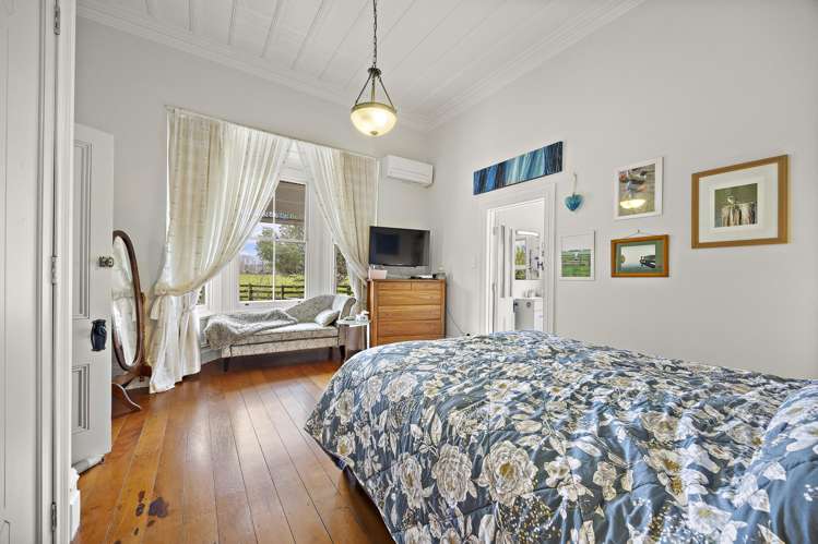 2179 State Highway 16 Helensville_18