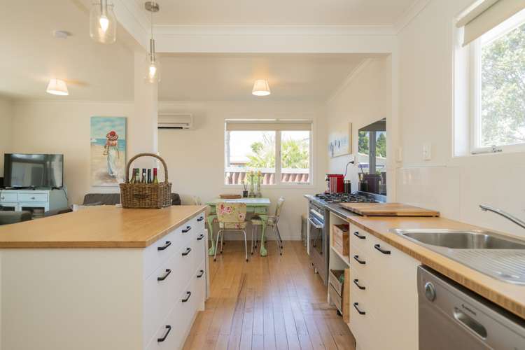 60b South East Highway Whitianga_0