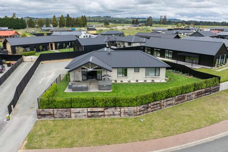 54 Burnby Drive Te Anau_31