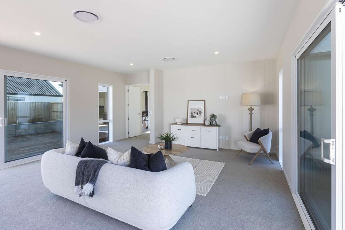 143 Silver Peaks Drive_4