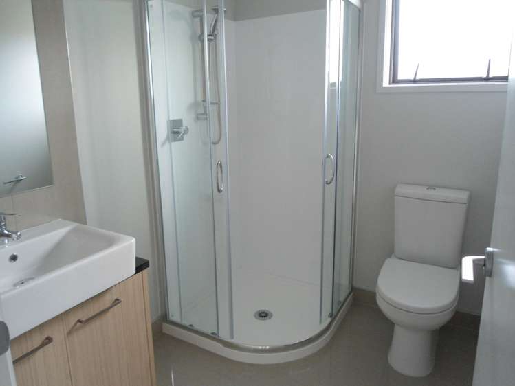 18 Hirimate Place Flat Bush_4