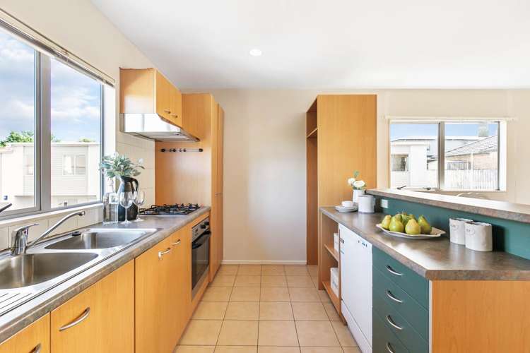 18/218 Captain Springs Road_5