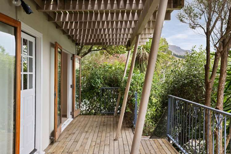 8 Bayview Road Charteris Bay_21