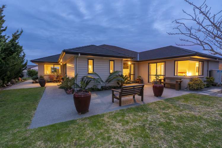 38 Kotuku Drive Paraparaumu Beach_1