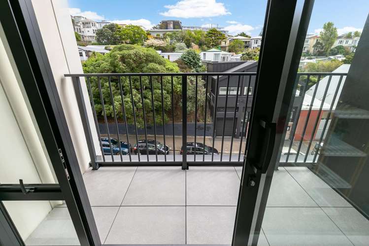 415/21 King Street Mount Cook_5