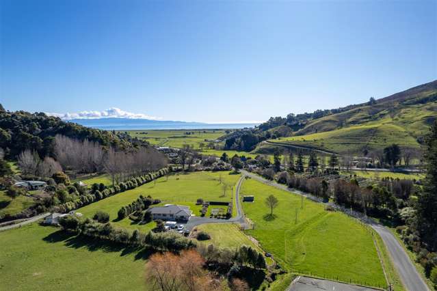 Easy-Care Lifestyle, Just 9 Minutes to Nelson City