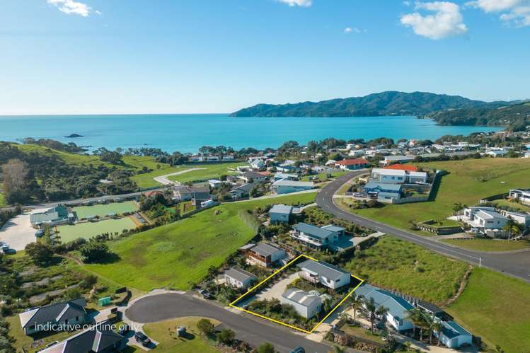 6 Loke Crescent Coopers Beach_2