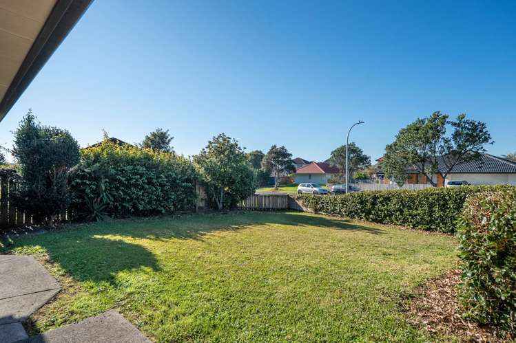 10 Frank Bunce Grove Flat Bush_25