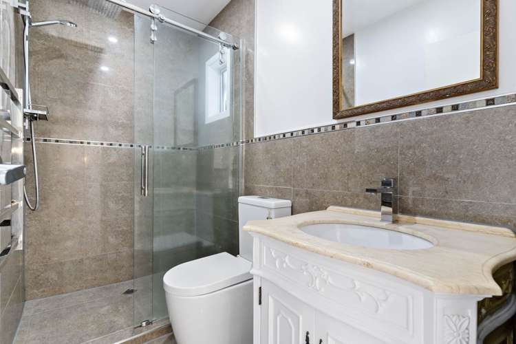 1/25 Barrys Road Glendene_7