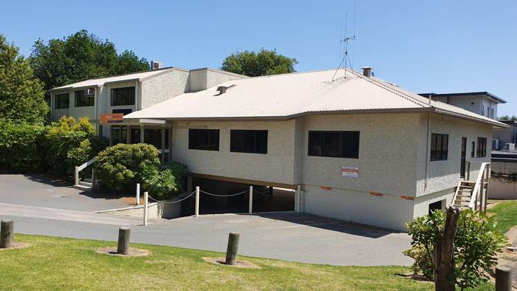 Room 1 Level 1/36 Cameron Road Tauranga Central_7