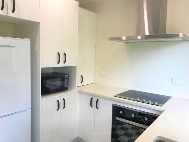 7/11 Alcock Street Mount Wellington_3