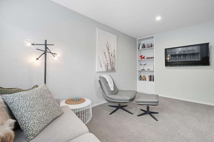 6 Kahuparere Crescent Pyes Pa_16